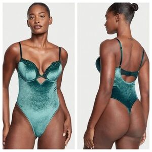 NEW Victoria Secret Very Sexy Bombshell velvet teddy